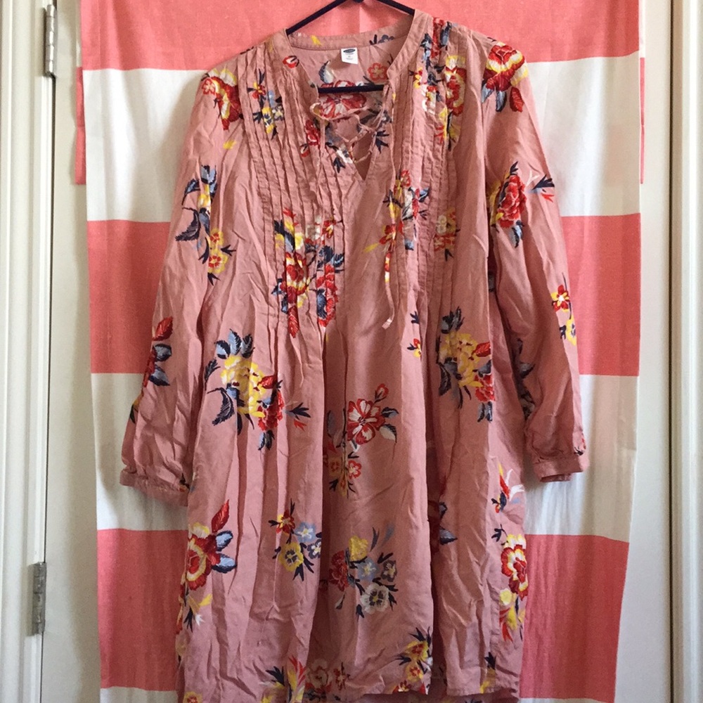 Pink, floral dress!